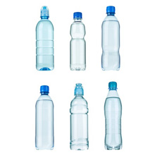 Eau en bouteille ou eau du robinet, laquelle choisir ?
